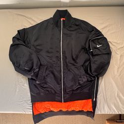 Nike Sportswear Therma-FIT Reversible Bomber Jacket