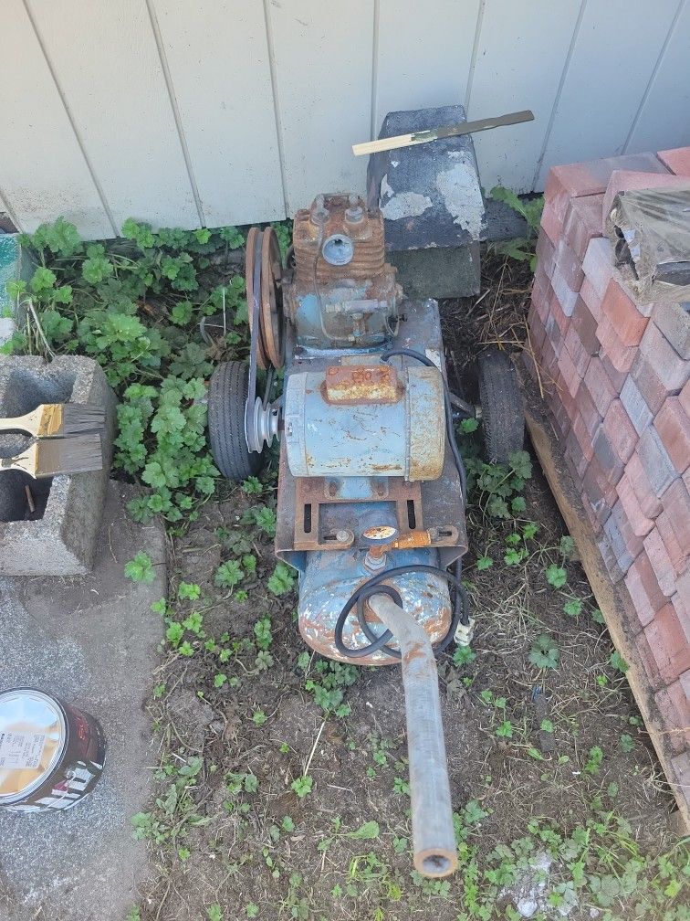 Free Compressor