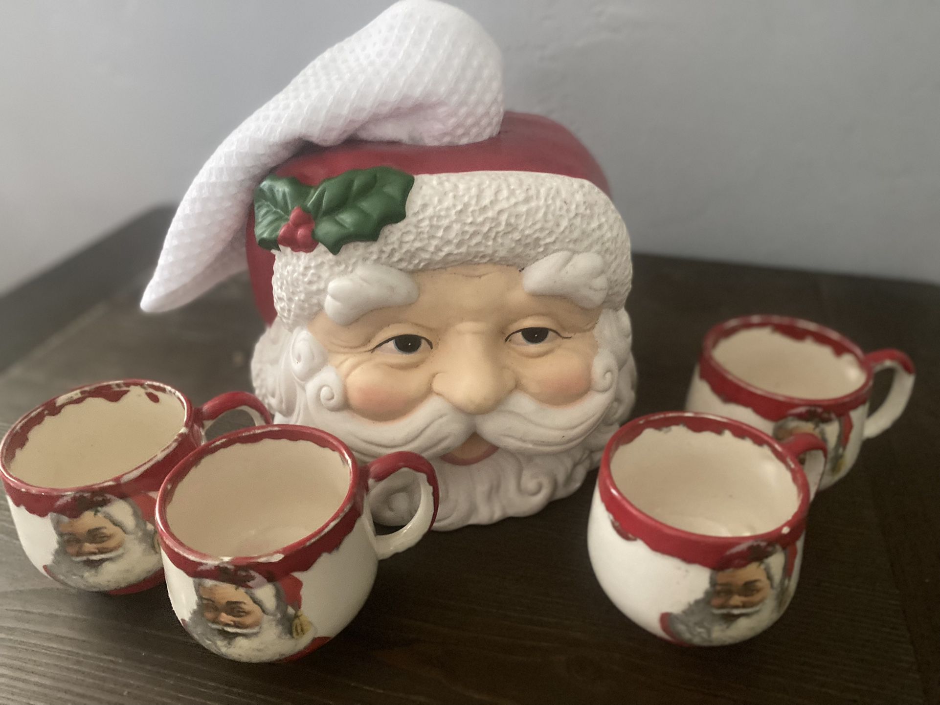 Vintage Rare Santa Kleenex Box Cover And 4 Mugs 