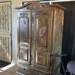Vintage Wardrobe