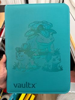 [SALE] 9 Pocket Teal VaultX binder featuring Bulbasaur evolution line