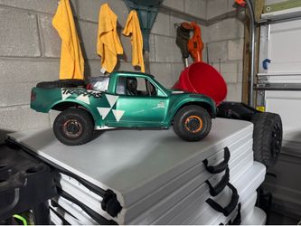 Traxxas Udr