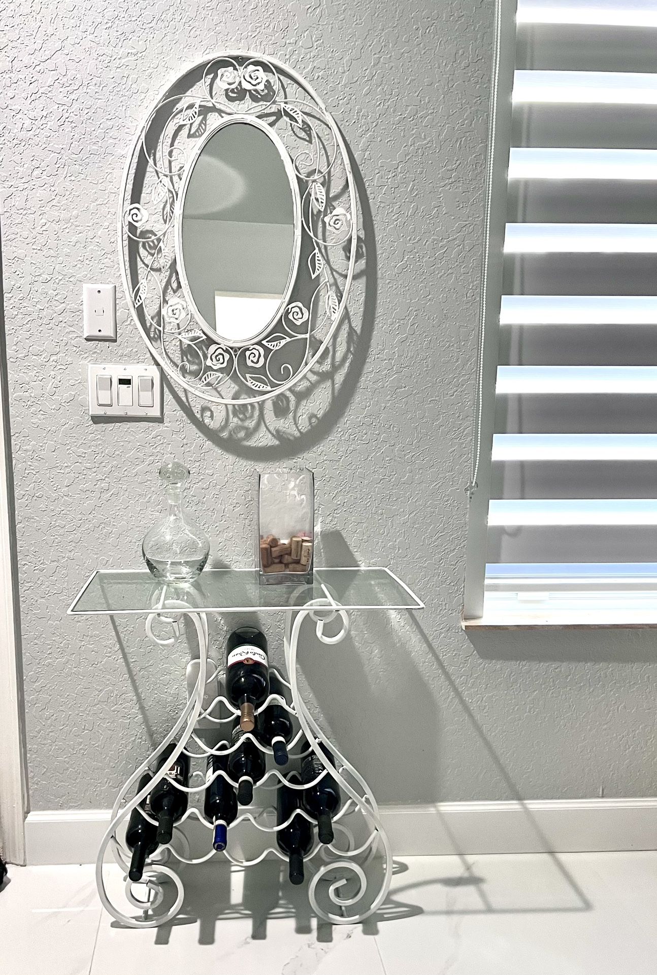 Wine Table & Mirror / Mesa Para Vino🍷 & Espejo 🪞