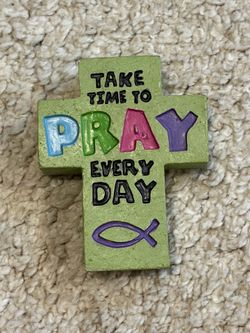 3” Decorative Standing Cross “Take time to pray every day.”