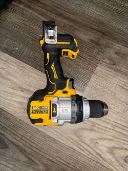 Drill dewalt