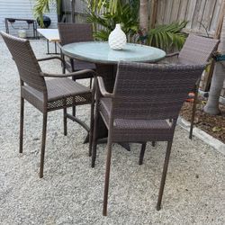High Top Table With 4 Chairs 