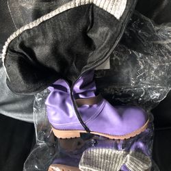Purple Light Weight Boots Size 9