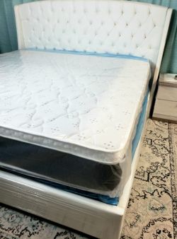 NEW KING PILLOW TOP MATTRESS 👉 Check The Description