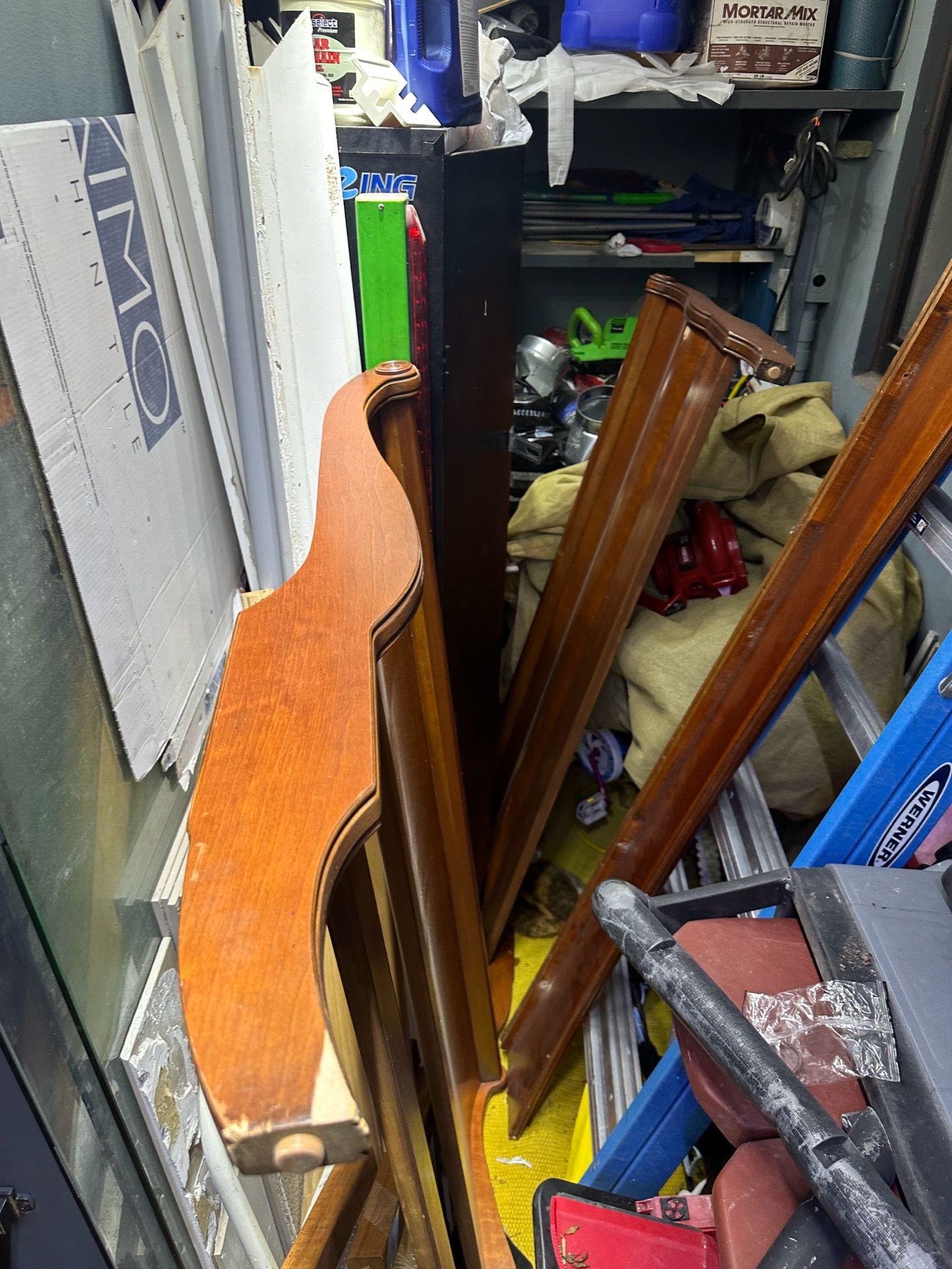 Quick attach and detach wooden custom bed king size