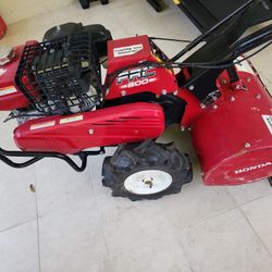Honda FRC800 rear-tine tiller