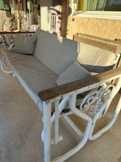 Outdoor swing