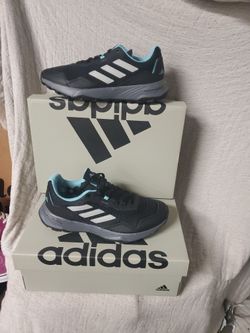 New Adidas PEDIVISTA Women Size 7.0 7.5 