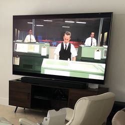 Used Samsung QN82Q90RAFXZA