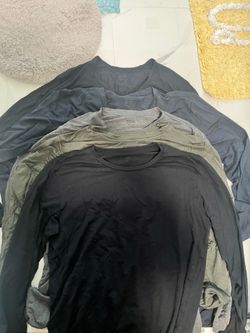 Uniqlo heat tech long sleeve shirts and supreme oakley Jordan lounge sleep wear men's small