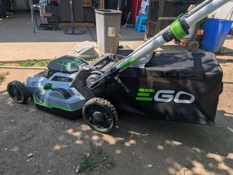 21" Ego 56v lawn mower with 2 batterys one battery is new