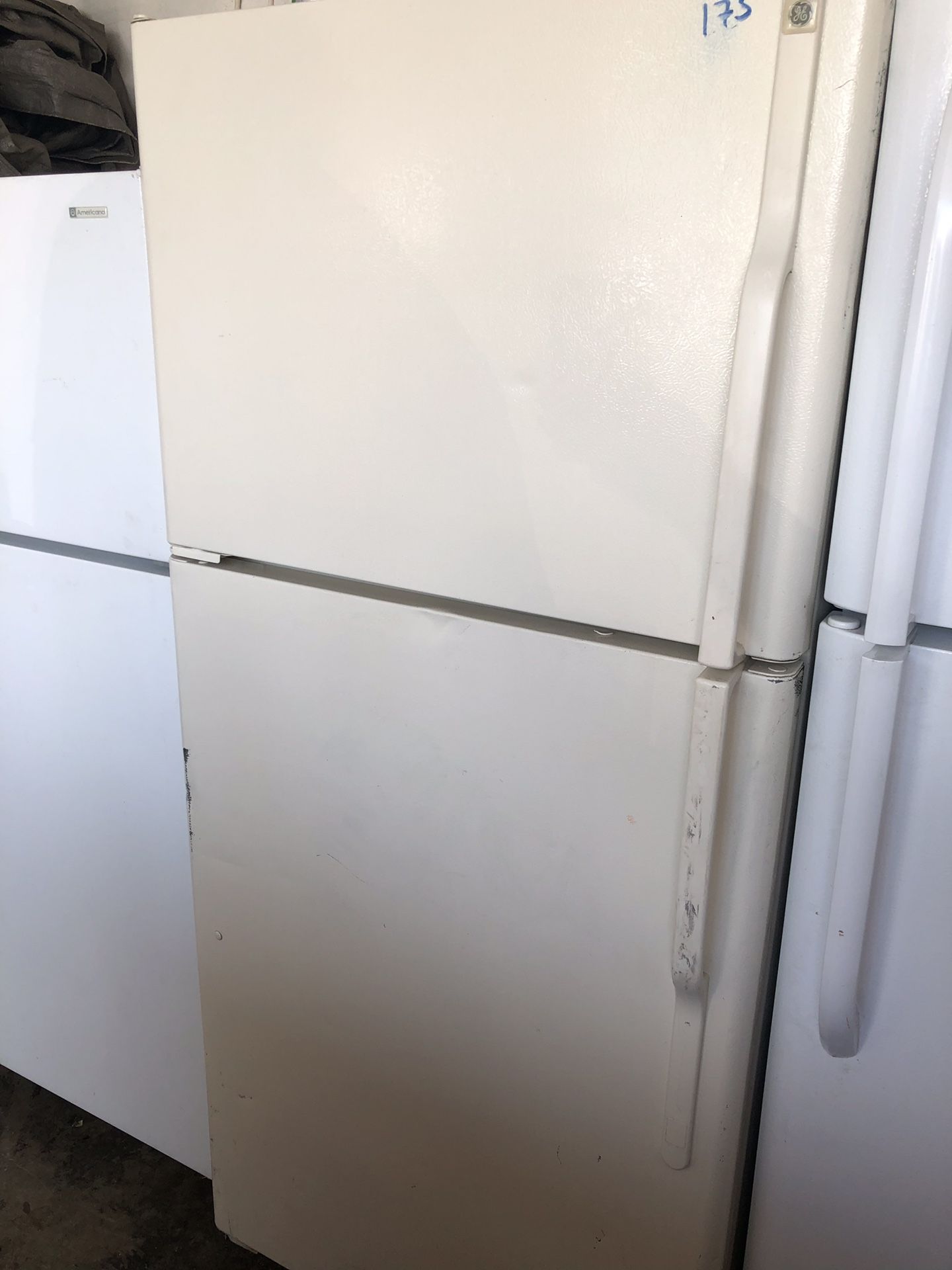Nice Bisque GE Refrigerator! Clean! Sturdy Wire Shelves! 30-Day Guarantee! We Can Deliver TODAY! Matching Stove Available! $175 30-Day Guarante