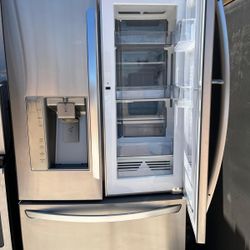 Refrigerator Lg Stainless Steel Everything Works Free Delivery To Your Garage And 60 Days Warranty 32 D 68 H 35 3/4 W
