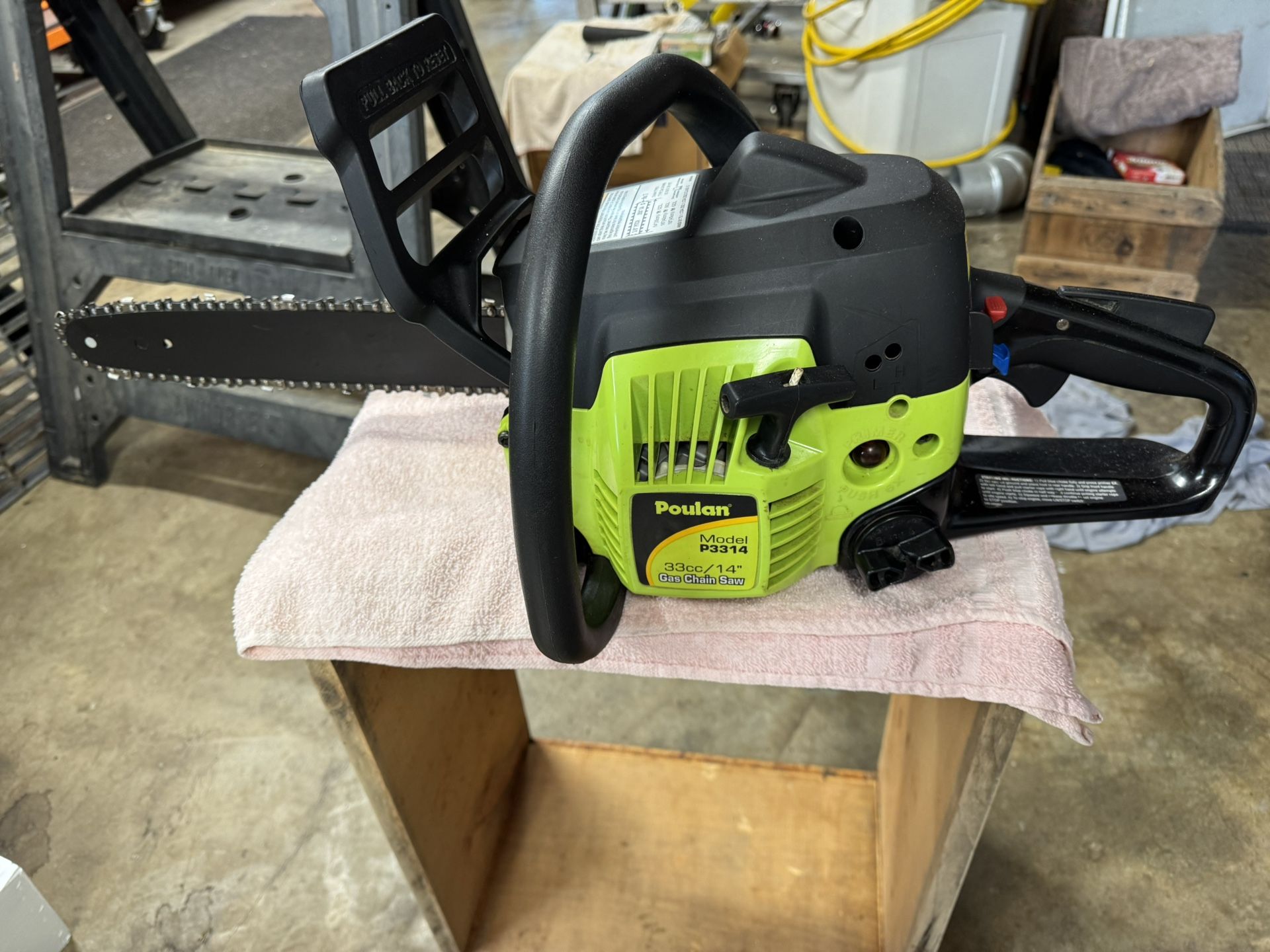 Poulan Chainsaw P3314