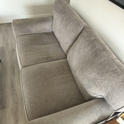Comfy Cloth Loveseat
