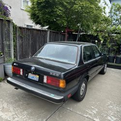 1985 BMW 325e  Manual 5 Speed  Drive Excellent 