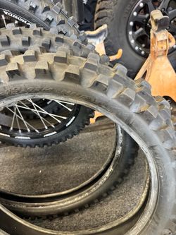 Pirelli Mx tire