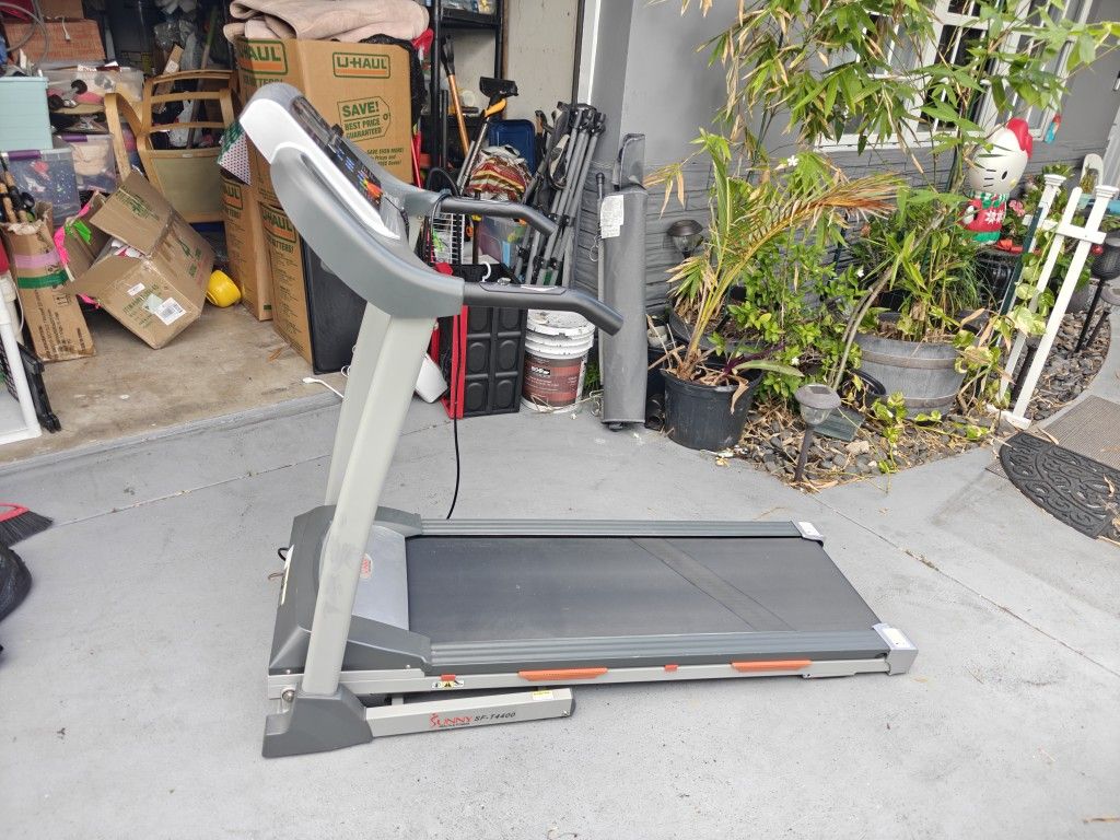 Sunny SF-T4400 Treadmill