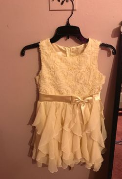 Girls dress