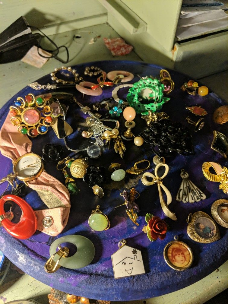 Vintage Jewelry