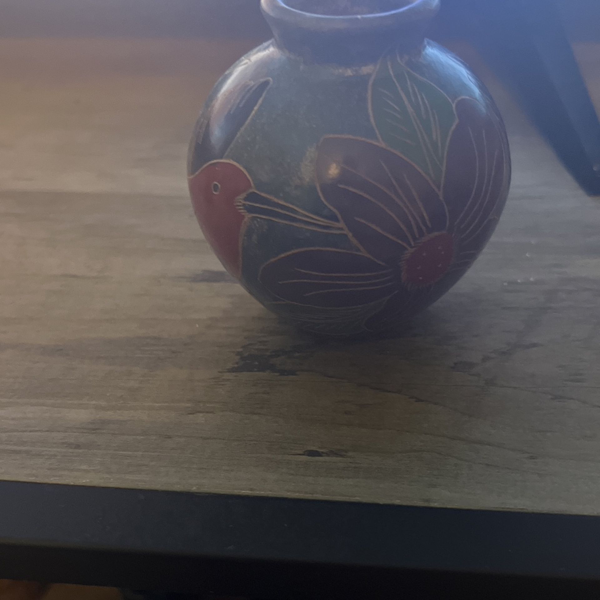 Small Pottery With Birds And Flower