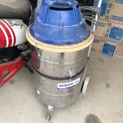 Vacuum Cleaner