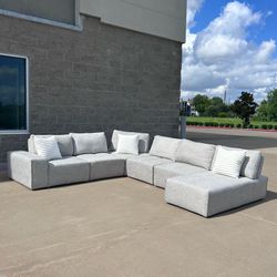 Rooms to go Laney park Sectional