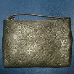 Louis Vuitton Pallas Empriente Bag