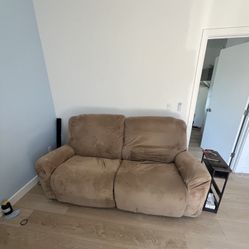 Oversized Power Reclining/Power Headrest Loveseat
