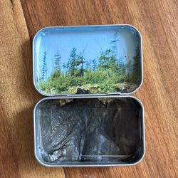 handmade nature tin