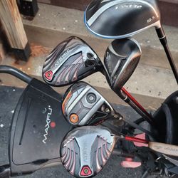 MAXFLI GOLF CART& CLUBS