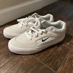 Nike Sb Malor Size 6.5 Mens