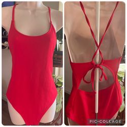 Old Navy Women’s Large Swimsuit