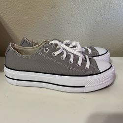 Converse (Chuck Taylor )  Platform In Grey 