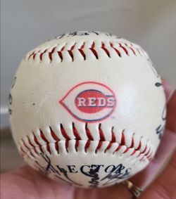 REDS Autoball MLBP 2010 Collectors Baseball