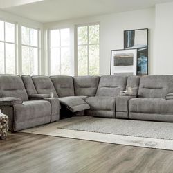 Brand New! 7pc Power Motion Sectional 😍/ Take It home with Only $39down/ Hablamos Español Y Ofrecemos Financiamiento 🙋🏻‍♂️ 