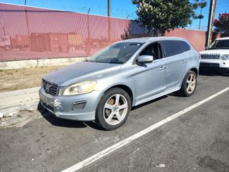 2012 VOLVO XC60 T5 SUV