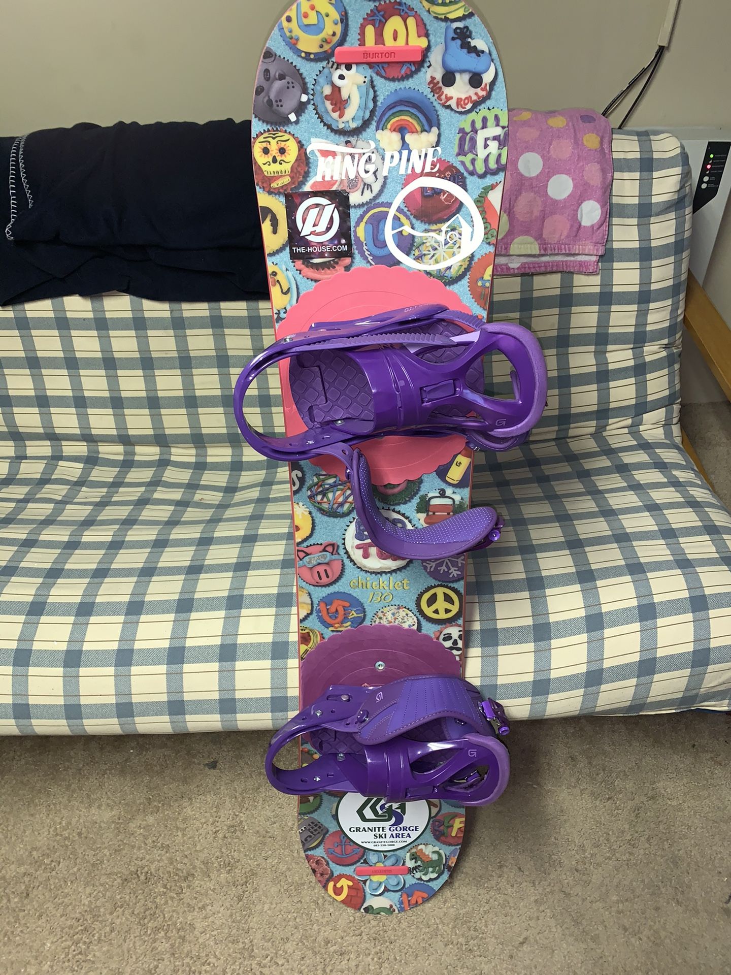 Girls burton snowboard
