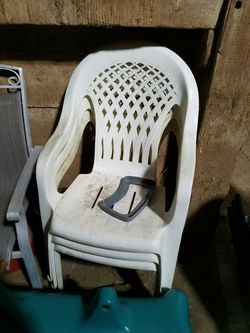 3 piece white outdoor chair set