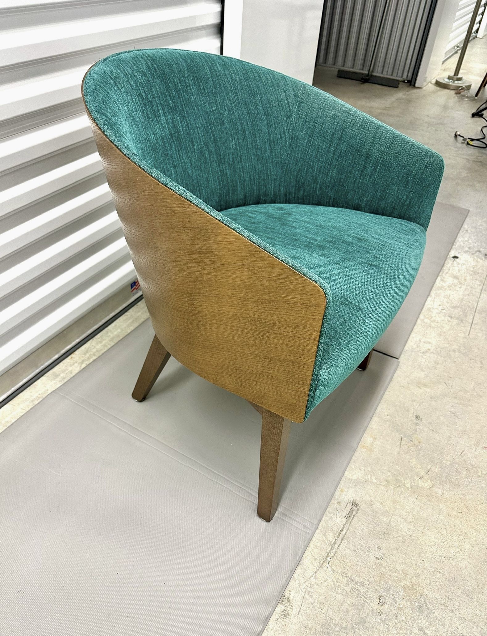 Keca Quebec 69 Accent Chair