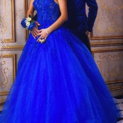 Gorgeous Royal Blue Prom Dress Size 00