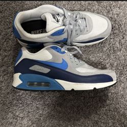 Nike Air Max Size 9.5 Women $40