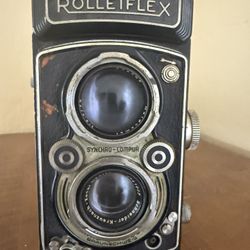 Vintage Rolleiflex TLR Camera Schneider Xenar 75mm f/3.5 Synchro Compur 