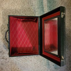 Vintage Case w Mirror