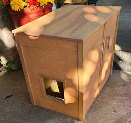 Casita para perros de madera