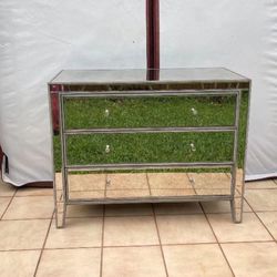 FREE.. Mirrored Grey 3 Drawer Chest…33” Height By 42” Width By 20” Deep… (GLASS ON TOP IS A LITTLE DAMAGED ON ONE CORNER) High Quality/Furniture/Very 